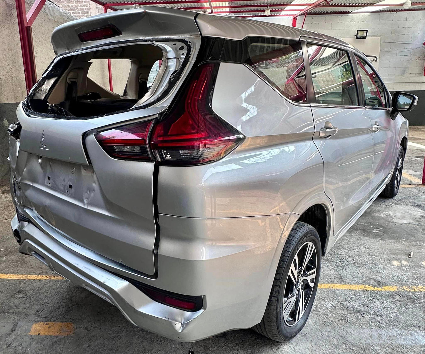 Mitsubishi Xpander 2023 GLS